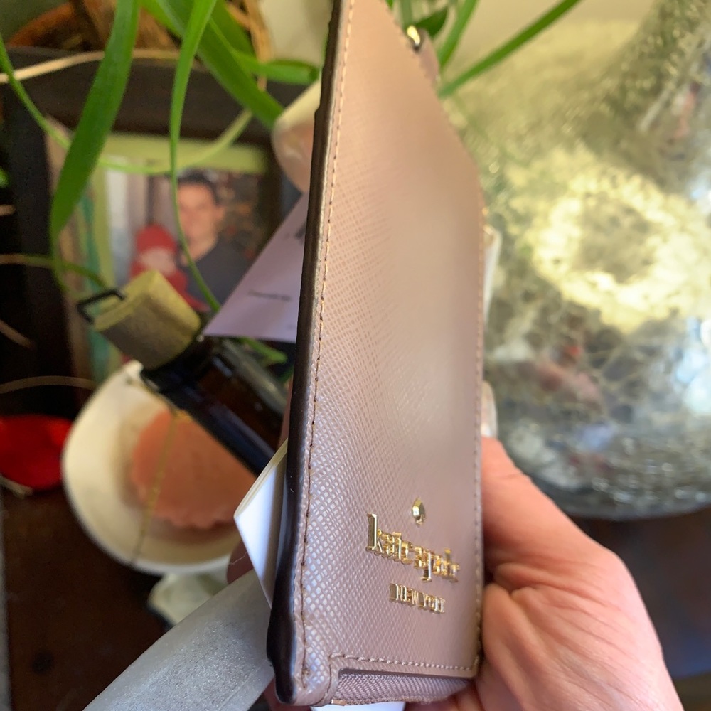 Authentic Kate Spade leather card/ID lanyard - Picture 3 of 7